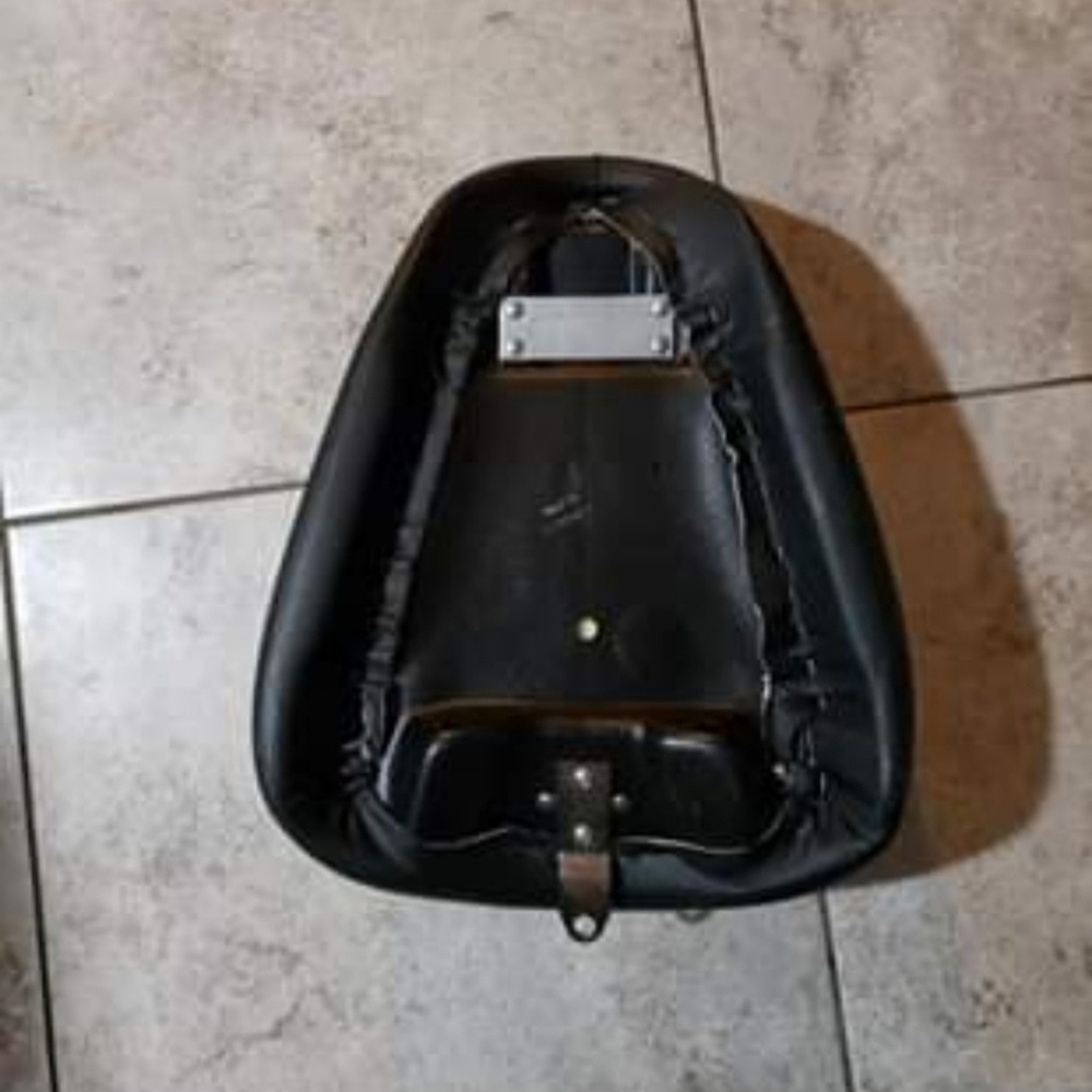 Milsco single sportster seat